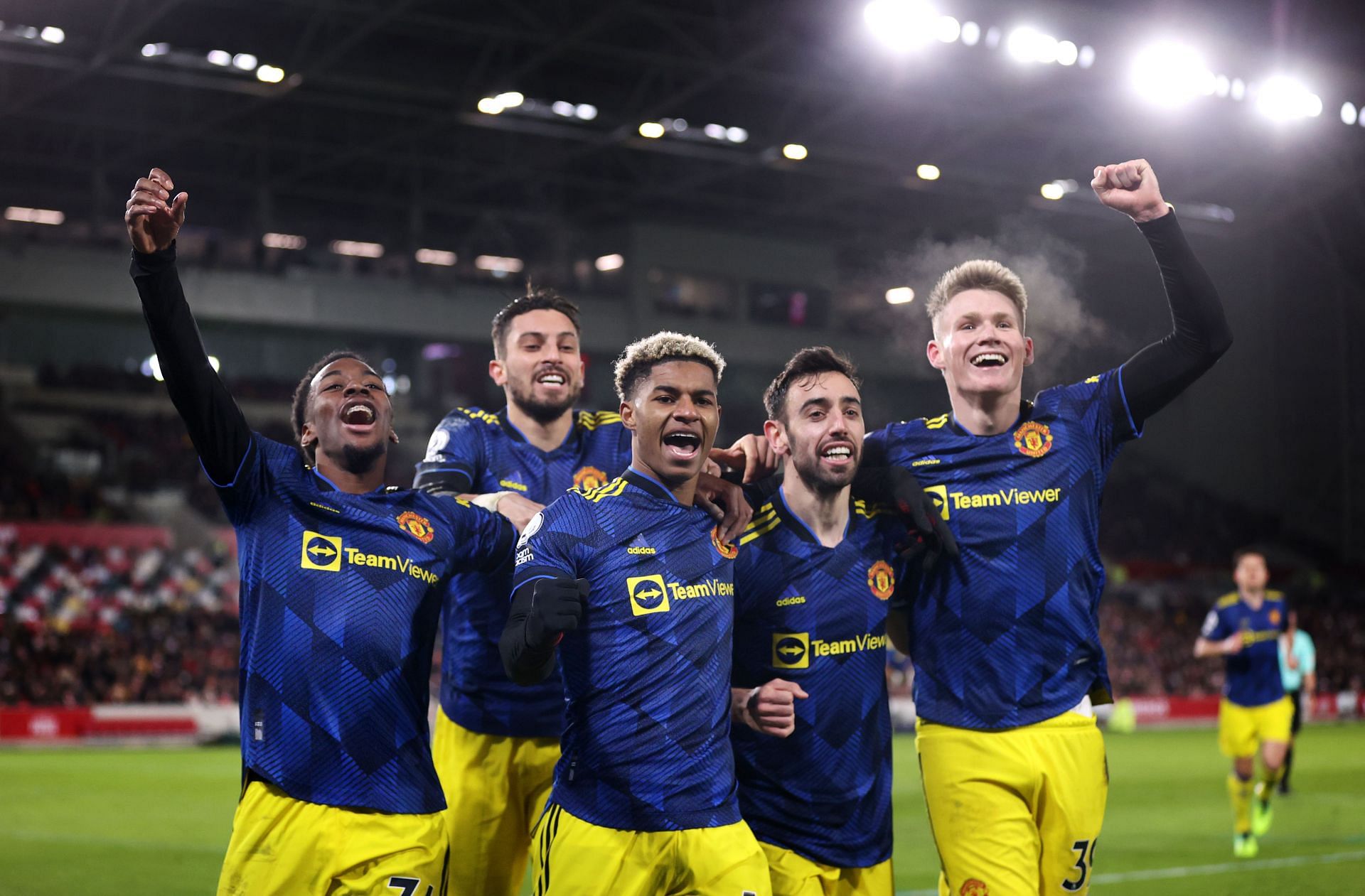 Brentford v Manchester United - Premier League